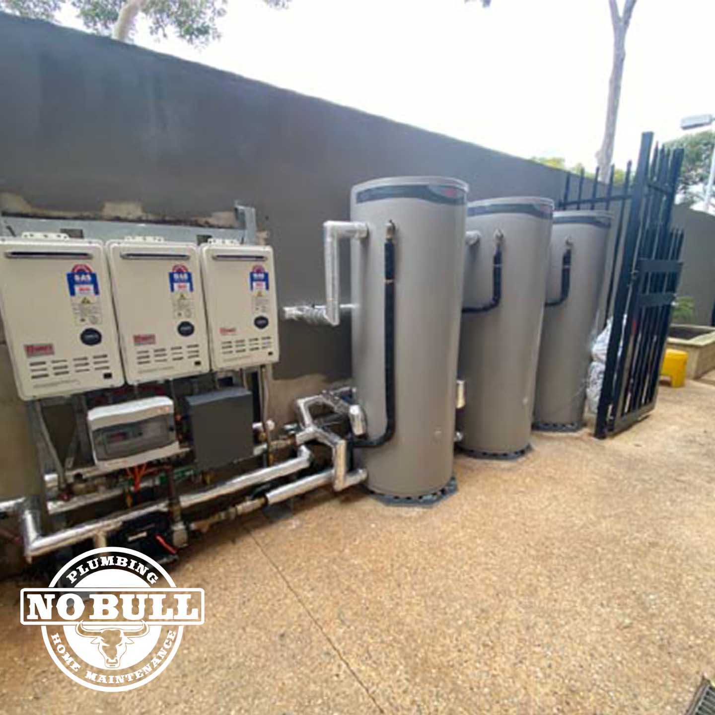 Commercial hot water System Installation-01